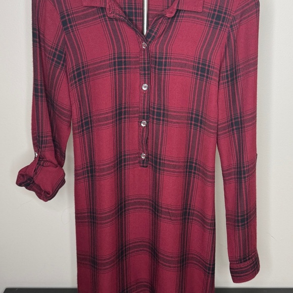 Guess Red and Black Plaid Shirt - Picture 4 of 11